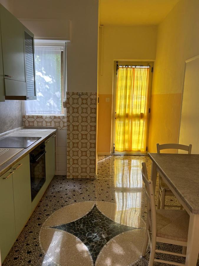 Gg Apartment Salò Dış mekan fotoğraf